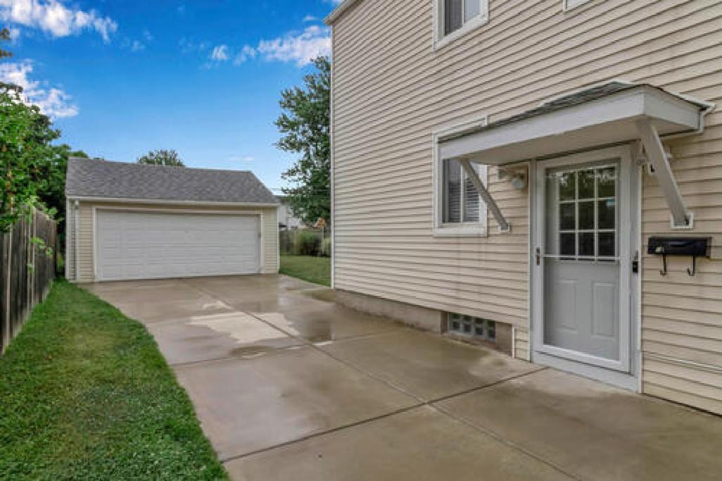 Gorgeous 2 Queen Bedroom Lower Apartment In North Buffalo With Free Driveway Parking 外观 照片